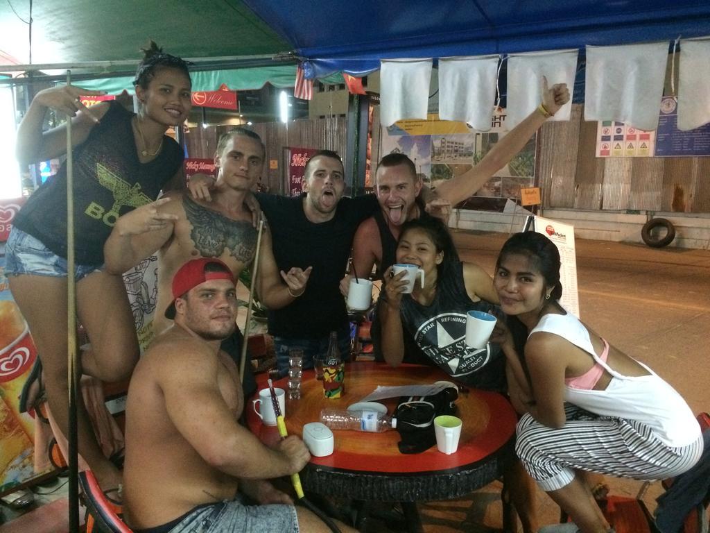 Asia Backpackers Pattaya Exterior foto